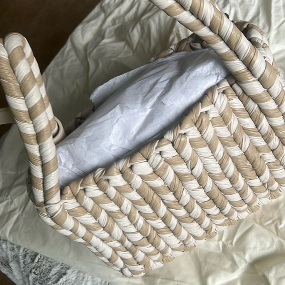 Nanushka Busket leather tote bag tan white NWT - Picture 3 of 5